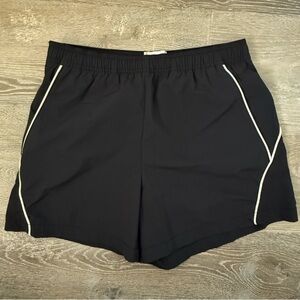 Black Women's Shorts BDG